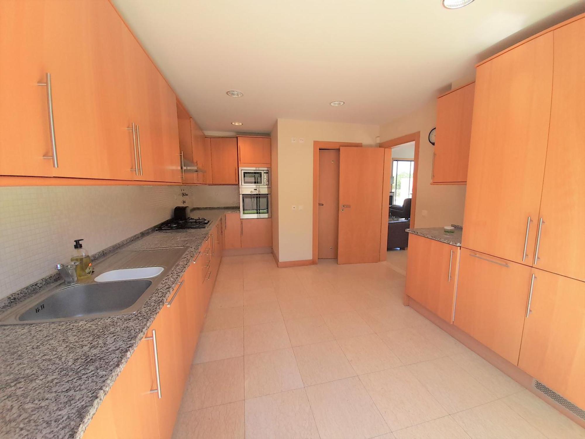 Villa Paula With Private Pool Close To The Beach And Strip Albufeira Exterior foto